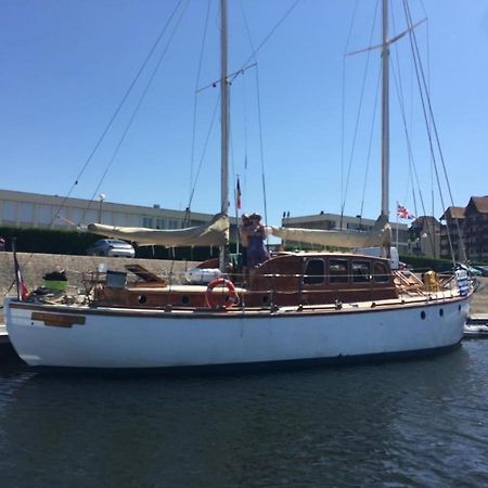 Port Deauville Yacht Vintage Eksteriør bilde
