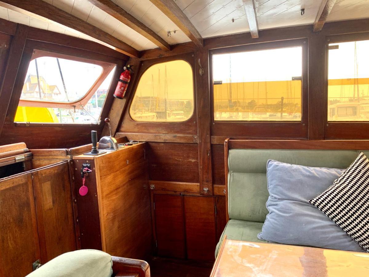 Port Deauville Yacht Vintage Eksteriør bilde