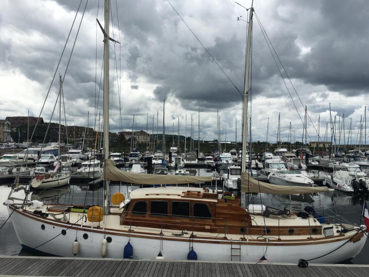 Port Deauville Yacht Vintage Eksteriør bilde